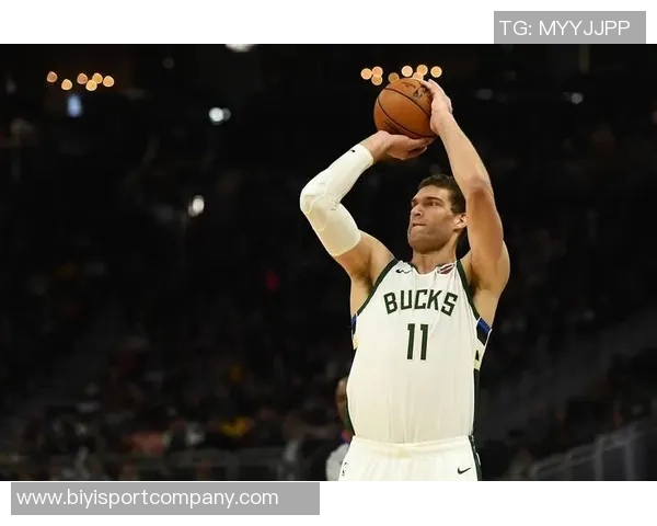 保罗助攻表现出色大洛三分精准记者称二人依然具备首发实力