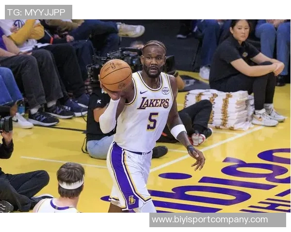 艾顿谈换防表现：教练信任让我自信队友支援让我感到自在