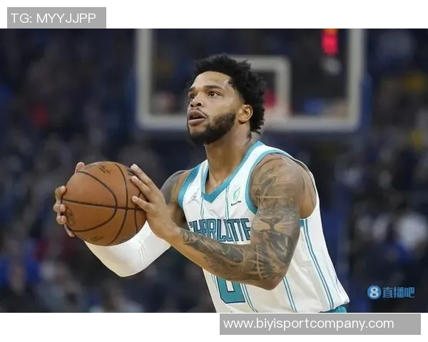 迈尔斯布里奇斯表现出色14投6中贡献17分4篮板三分球命中率高达50