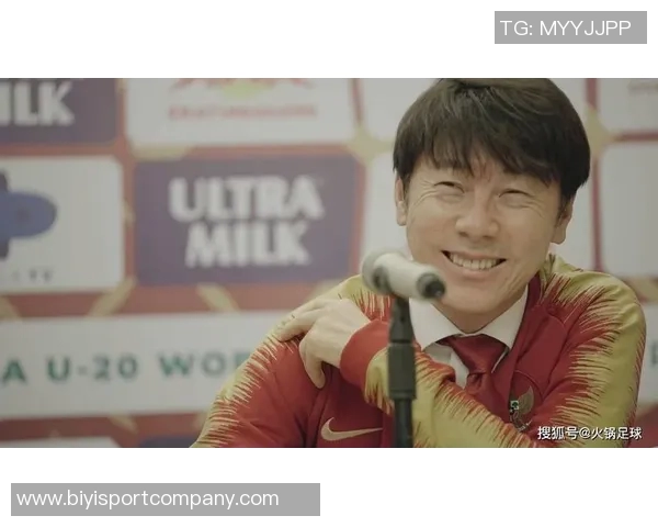 蔚山主帅申台龙谈申花全主力优势我队需轮换应对接下来的挑战