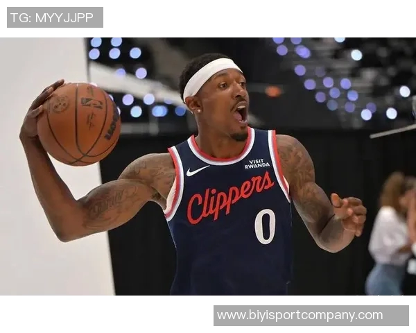 快船总经理透露比尔伤情好转臀部膝盖问题将一并解决